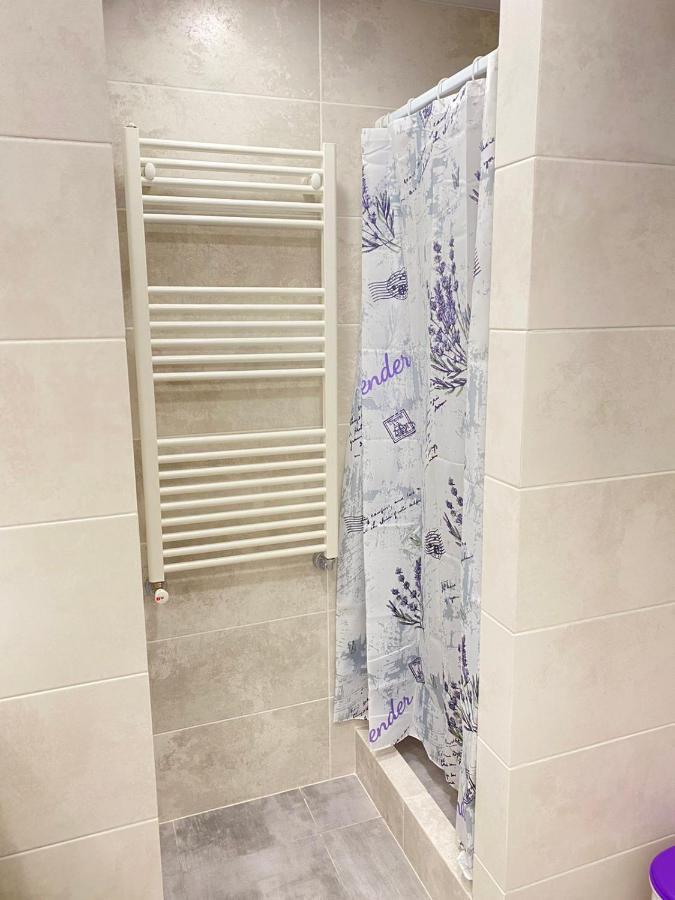Suite Mira Avenue Center Двухкомнатная Квартира В Центре Возле Тц Цум Černihiv Esterno foto